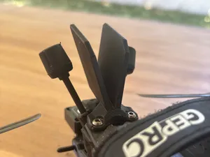 V tail antenna protection for the Vapor d5