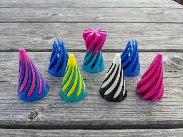 Twisty Fidget Cone - Impossible Passthrough