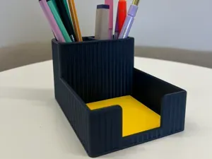 Compact Desk Organizer for Pens and 90x90 Notes