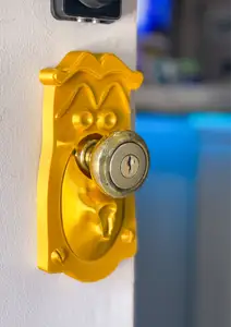 Alice in Wonderland Doorknob