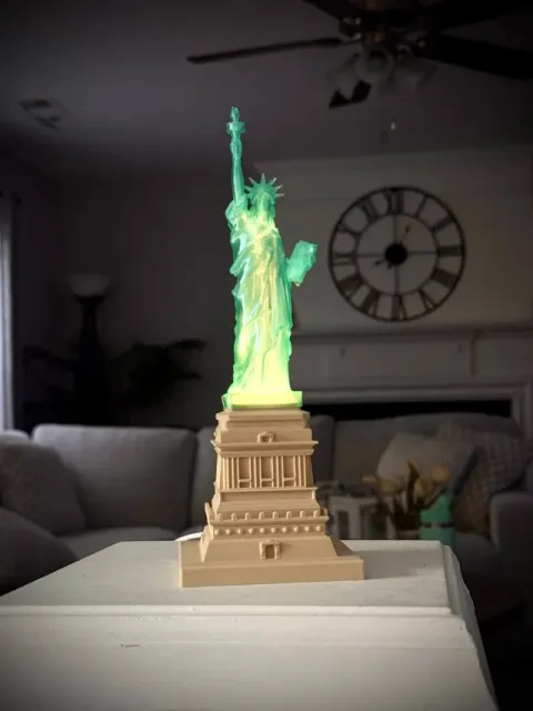 Statue of Liberty Translucent LED Lamp ! — Фото 10 из 12