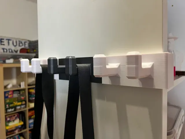 Ikea Kallax Side Hangers (No Screws needed) — Image 4 of 14
