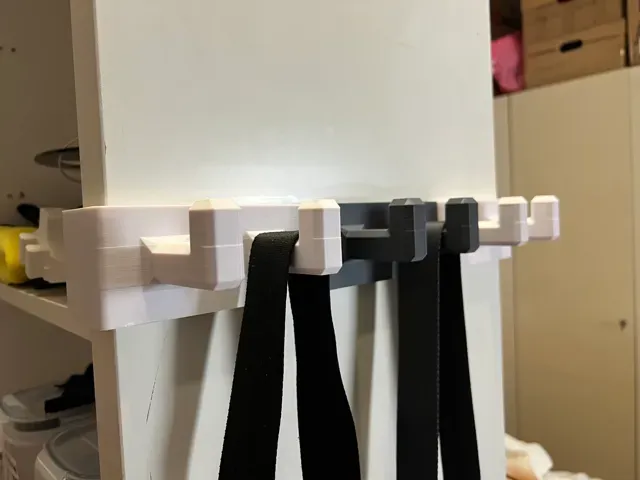 Ikea Kallax Side Hangers (No Screws needed) — Image 7 of 14