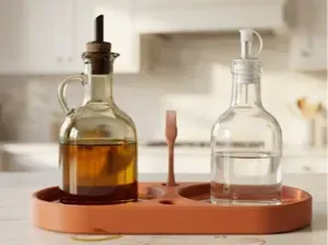 Anti-Drip Kitchen Oil Bottle Tray