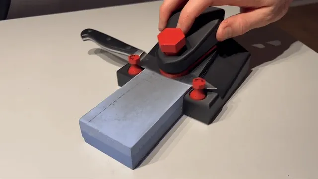 Overengineered Knife Sharpening Jig — Image 2 of 4