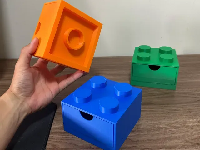 2x2 and 2x4 Stackable Brick! Less support! — Image 3 of 7