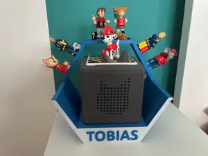 Honeycomb-Shelf for Toniebox / Waben-Regal für Toniebox