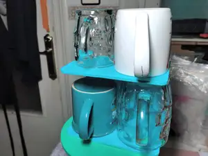 Organizador de Estante para Vasos y Tazas