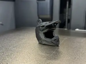 mx / dirt bike helmet - keychain