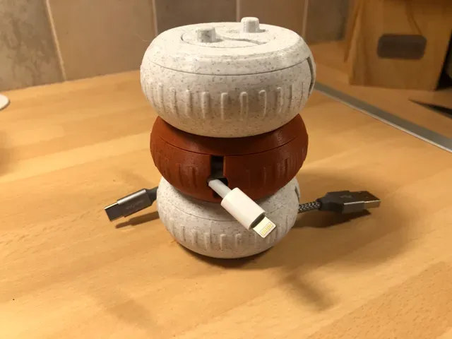 Portable Cable/Cord Winder Pucks V2 — Фото 7 из 11