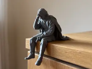 Anakin Skywalker Sitting Shelf Figure