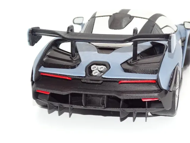 McLaren Senna w/ Steering Wheel 1:19 Scale — Фото 8 из 13