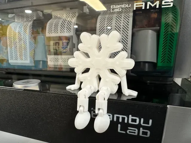 V1 Articulated Snowflake Large Hand — Image 2 of 3