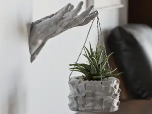 Wall hand flower pot 3