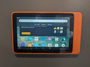 Amazon Fire HD 8 (2022/2024) (12th Gen) Wall Mount