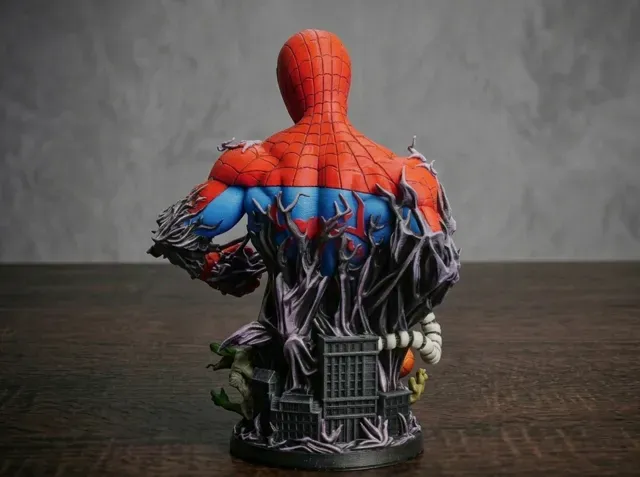 Spider-Man Symbiote & Sinister Six Detailed Statue — Фото 2 из 4