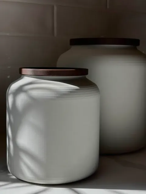 Stoneware Canister with Airtight Lid | "Iwa" 岩 — Image 3 of 8