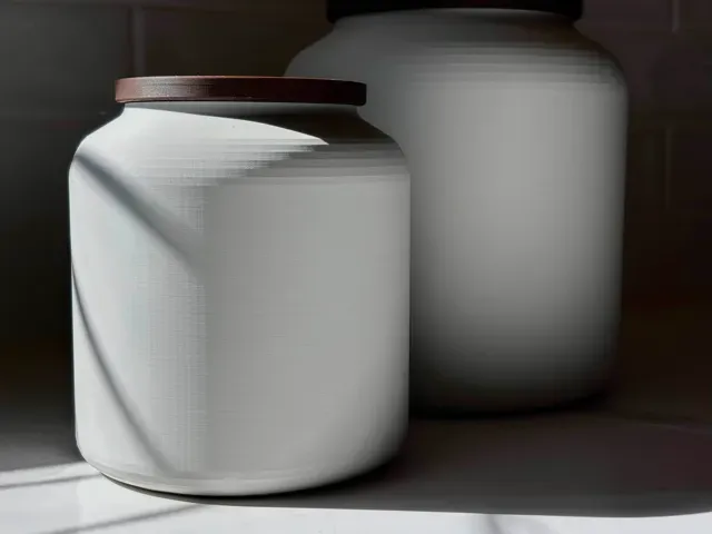 Stoneware Canister with Airtight Lid | "Iwa" 岩 — Image 2 of 8