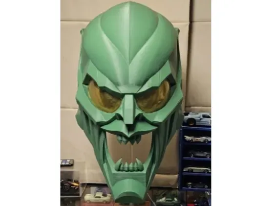 GREEN GOBLIN HELMET