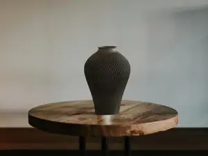 Pattern Vase - Organic Silhouette