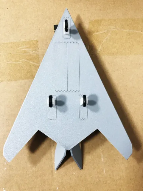 F117夜鹰隐身攻击机 — Image 9 of 17