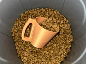Pet Food Scoop 3D – Easy-Grab Measuring Cup