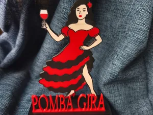 Figura Pomba Gira