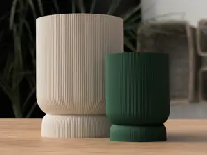 Planter with twist/lock drip tray