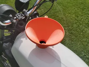 Einfülltrichter für Simson Benzin Tank