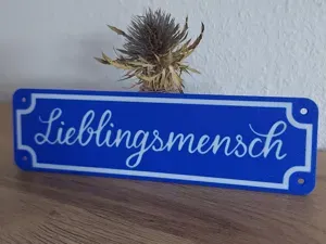 Schild " Lieblingsmensch" in schöner Schrift