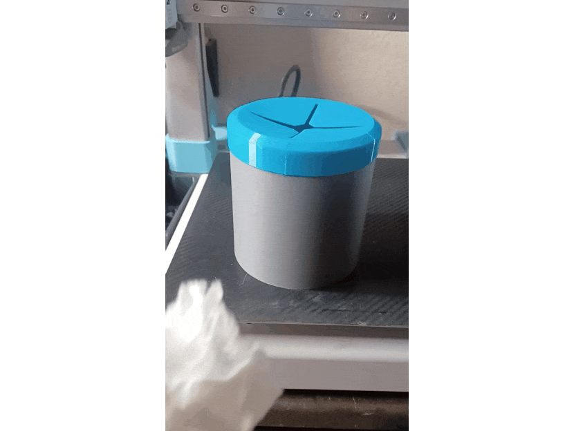 Small Trash Bin or Storage Can For Cars TPU Lid