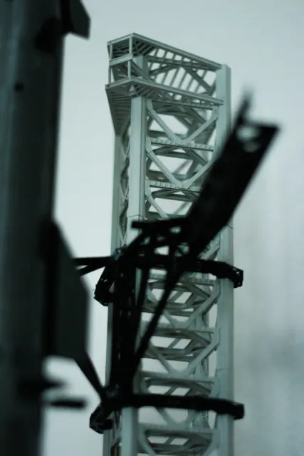 Starship launch tower — Image 3 of 5