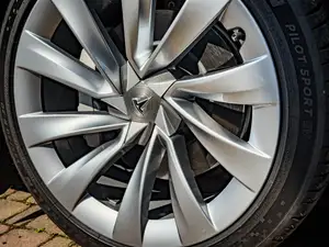 Tesla Helix Core Pro 2.0 Hub Cap
