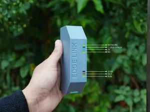 Arduino UNO Q DIN Rail Enclosure