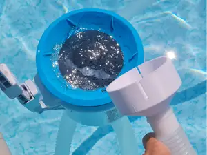 Aspira fondale Piscina