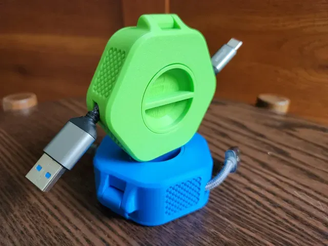 Portable Cable Organizer / Winder