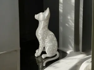 Escultura gato facetado