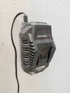 Parkside PLG 20 C3 Charger Wall Mount 102mm 76.2mm