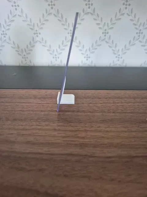 Card Stand | Minimalist Card Holder — Фото 4 из 7