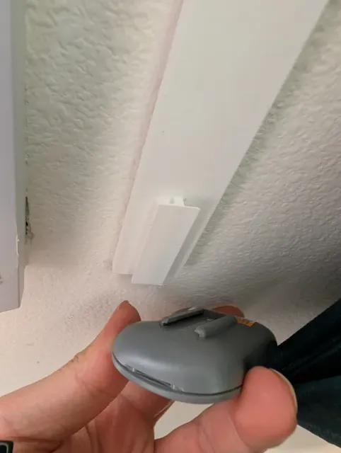 Genie garage door opener mount — Фото 2 из 2