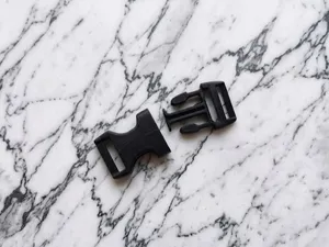Fibbia a scatto pressione Clip buckle Snap buckle