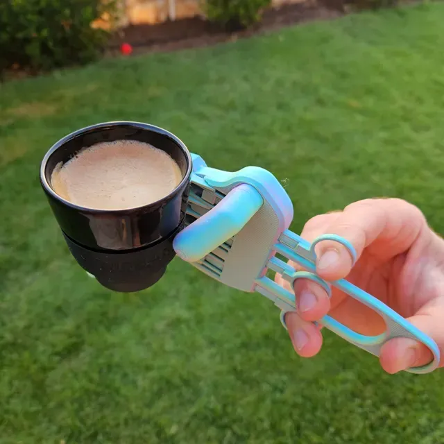 Overengineered Mechanical Hand V2 - 4 Fingers! — Image 8 of 8