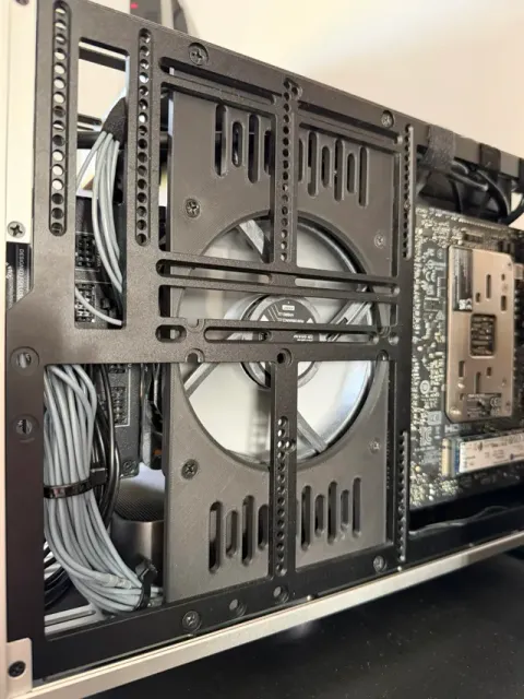 Ncase M2 M3 120mm Fan Bracket (Motherboard Tray) — Фото 2 из 5