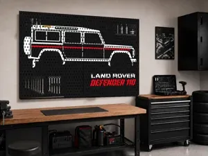 Land Rover Defender 110 | Makers Wall