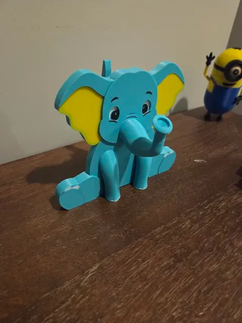 Ellie the Elephant – Gentle Giant Glasses Holder — Image 11 of 11