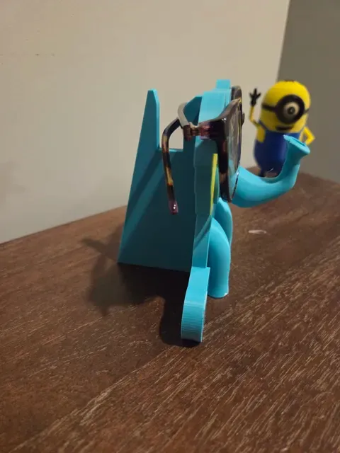 Ellie the Elephant – Gentle Giant Glasses Holder — Image 7 of 11