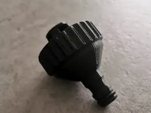 Bestway Pool Drain with Valve Actuation