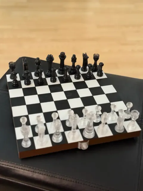 Full Travel Chess Set - Folding Board Box w/ Latch — Фото 4 из 14