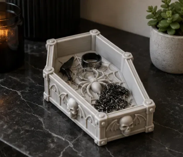 Gothic Coffin Spider Trinket Tray — Image 4 of 4