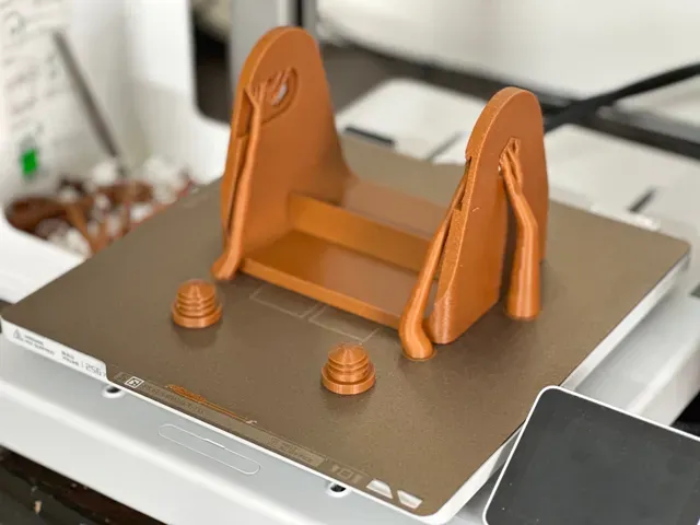 MARKER PEN HOLDER - V1 - P1 6h59m - P2 5h12m - PLA — Image 5 of 11